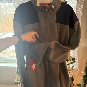 Izod Men's Gray and Black Zip-Up Sweater